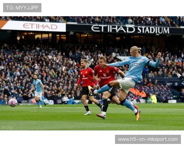 哈兰德双响炮，曼城连胜延续